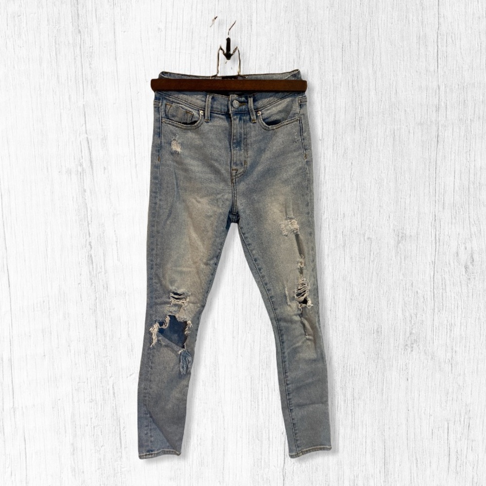 BDG by Urban Outfitters Distressed Jeans
